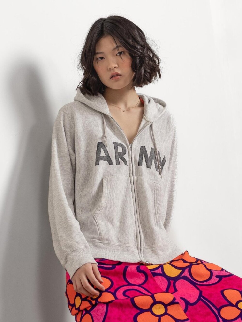 Army Hoodie Vintage Zip Up Hooded Sweatshirt / Medium